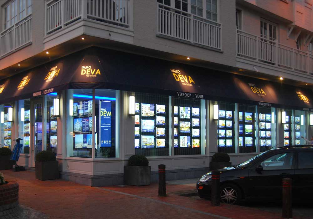 DeeSign Backlit LED Window Displays for Real Estate